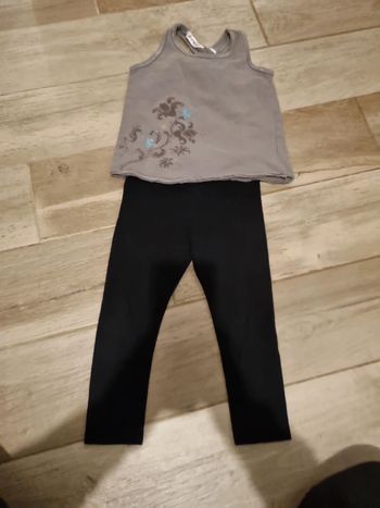Ensemble leggin et debardeur