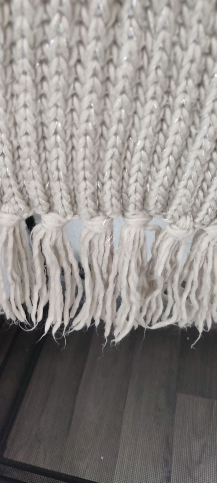 Écharpe longue beige en maille torsadée avec franges Camaïeu - photo numéro 2