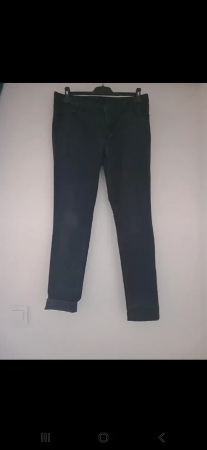 Jean slim noir Kiabi – Taille 42