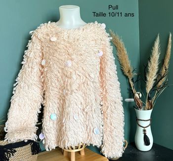 Pull avec sequins  Taille 10/11 ans  