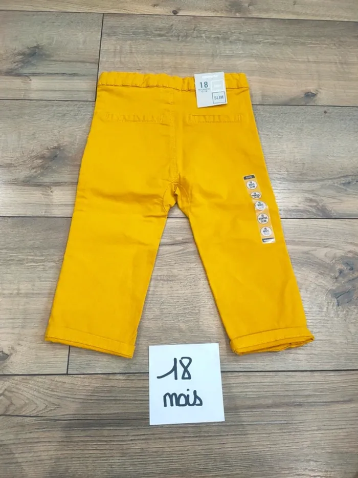 Jeans moutarde slim garçon 18 mois neuf - photo numéro 2