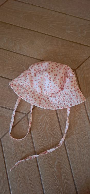 👒 Chapeau anti-UV waterproof fille – Léopard rose/beige – Comme neuf