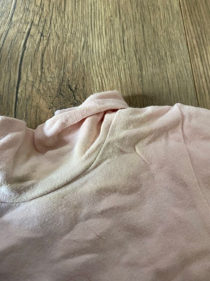 Lot 51 vêtements fille T6 mois - photo numéro 9