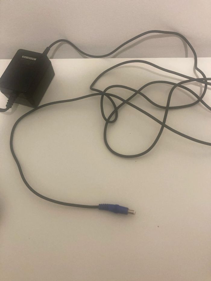 Cavo super Nintendo italiano . Câble super Nintendo italien - photo numéro 3