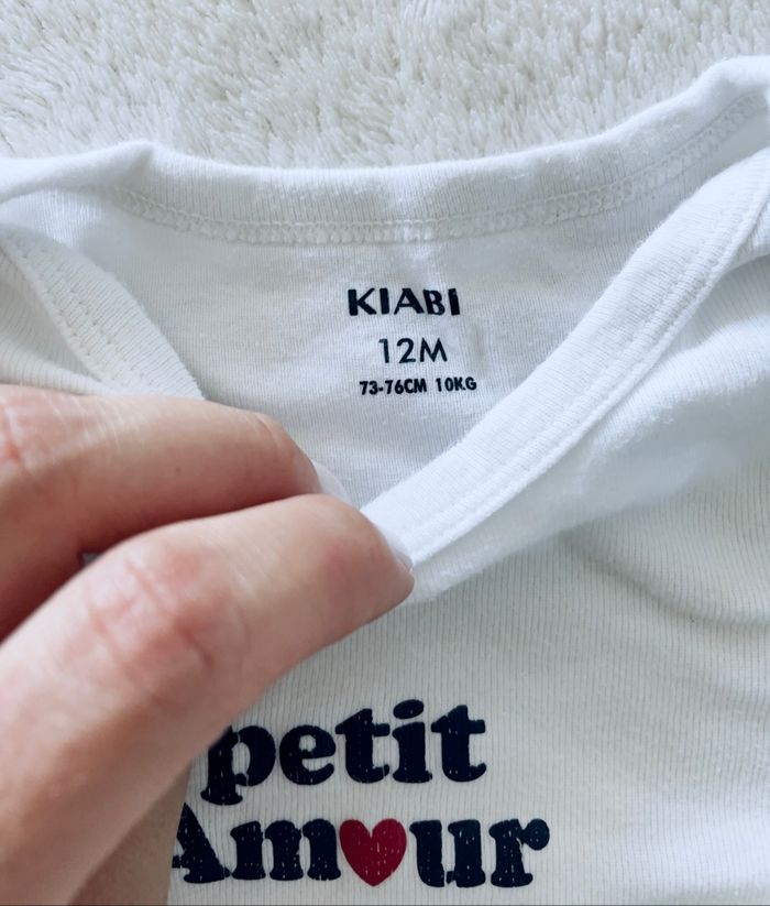 lot de 3 body manches longues «Kiabi » taille 12 mois - photo numéro 2