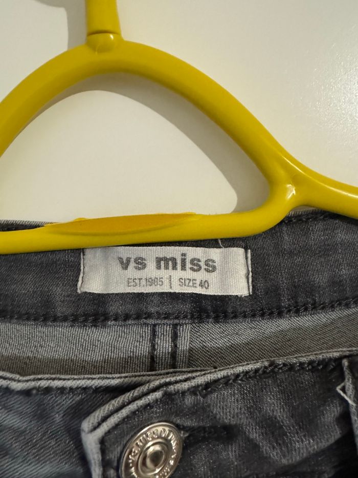 Jean avec anneau - photo numéro 3