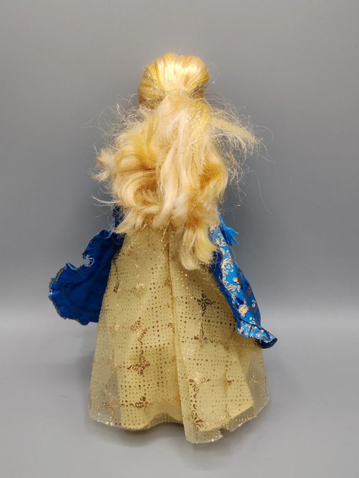Poupée Ever After High Blondie Locks robe de bal - photo numéro 3