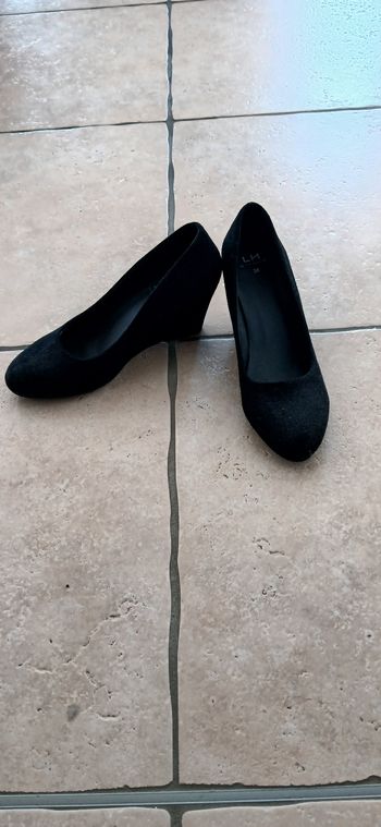 Chaussures talons compensé noirs