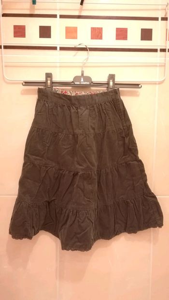 Jupe neuve T8 ans - V92B