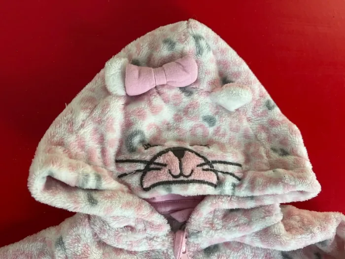 Sur pyjama / combi 6 mois - photo numéro 3