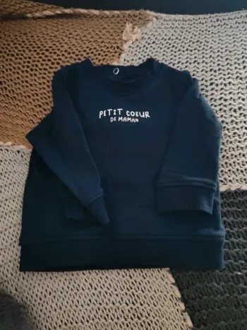 Sweat bleu 6 mois