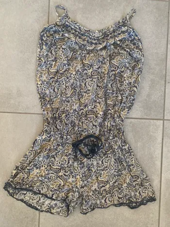 Combishort kiabi taille 36 