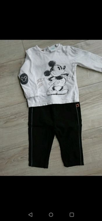 Ensemble pantalon et t-shirt