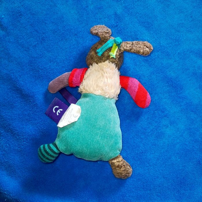 Petit peluche, doudou chien  le jolis pas beaux Moulin Roty 15 cm - photo numéro 3