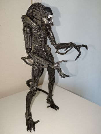 Figurine alien neca