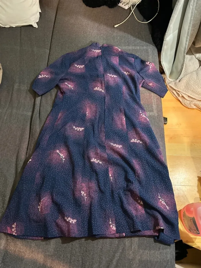 Robe avec son léger gilet - photo numéro 2