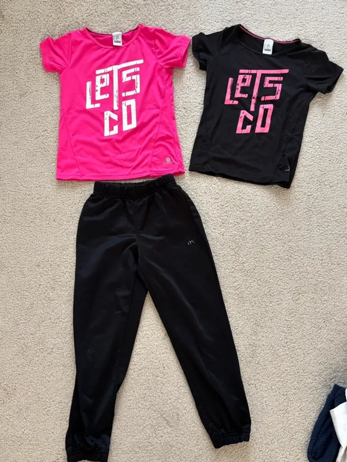 Ensemble sport fille 6 ans – Domyos (Décathlon)