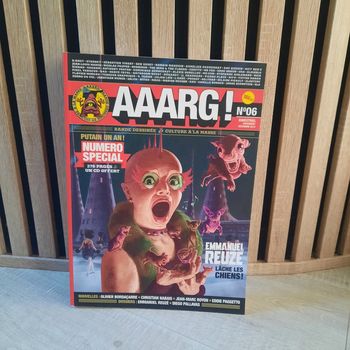 Livre Aaag Édition spéciale avec CD et poster Plus édité