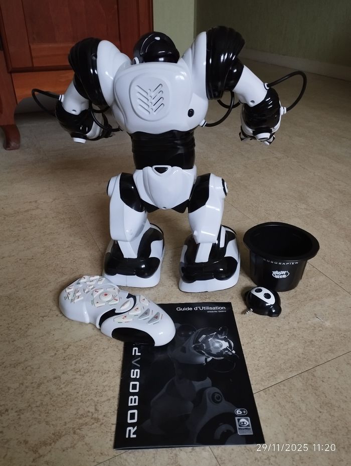 Robot interactif Robosapien X - photo numéro 8