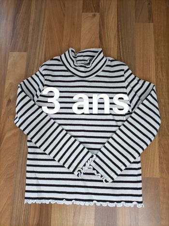 Tee-shirt manches longues col roulé rayé noir crème neuf 3 ans Kiabi 