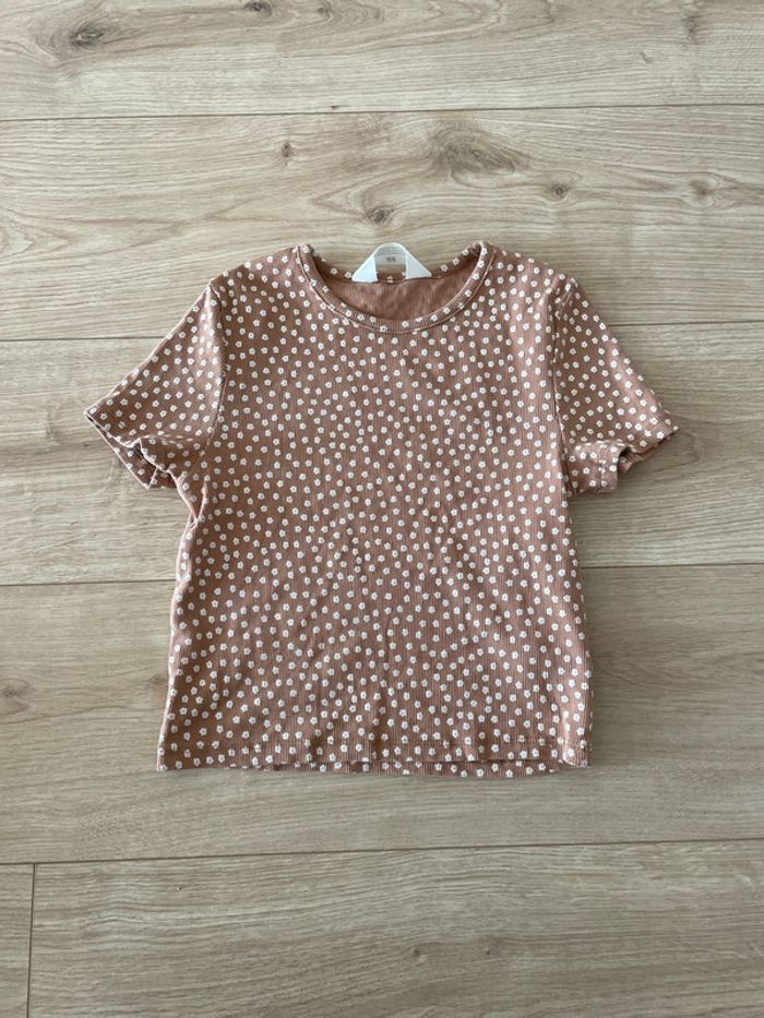 t shirt près du corps taille 152