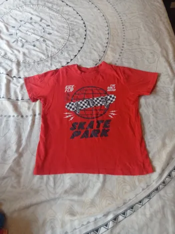 Tee-shirt skate