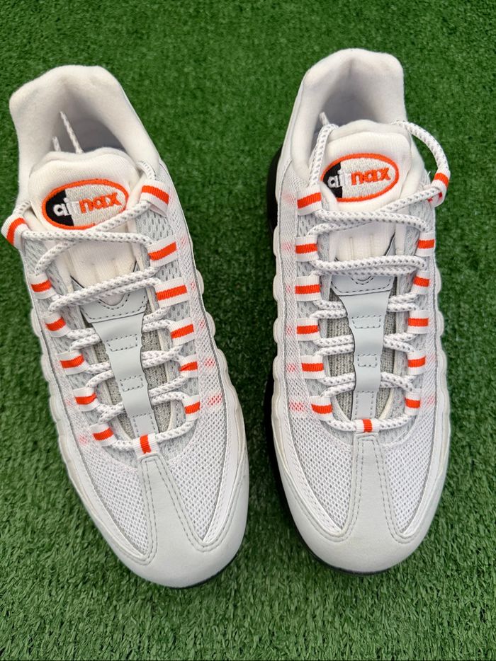 Nike Air Max 95 Gris et Orange - photo numéro 3