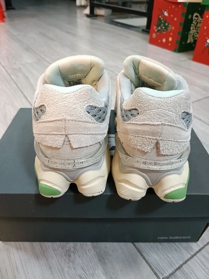 New Balance 9060 Taille 40 - photo numéro 5