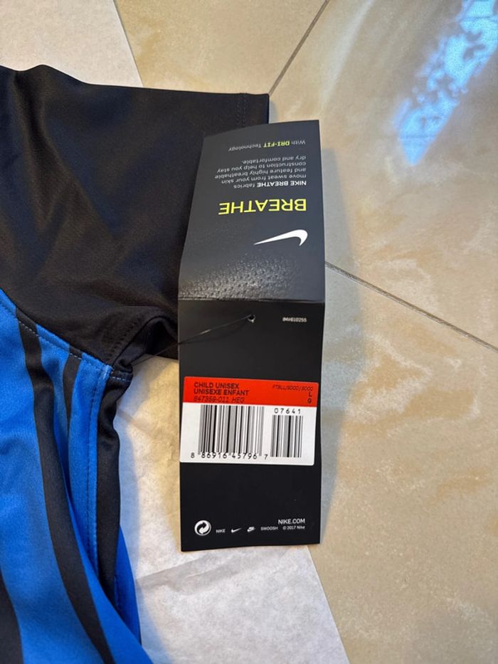 Tenue de foot Nike équipe Inter Milan taille 6/7 ans authentique neuf - photo numéro 7