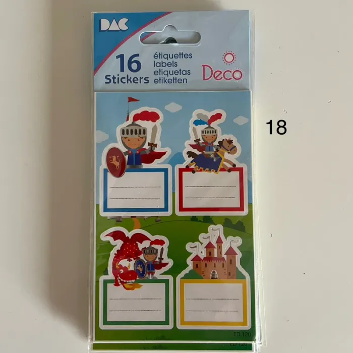 Stickers cahier fournitures - photo numéro 19