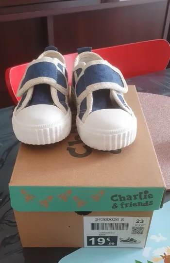 Chaussure en toile