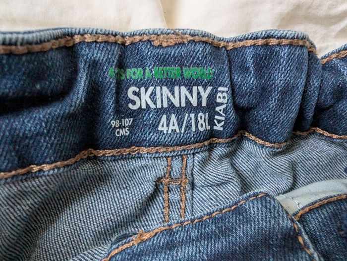 Jean bleu - photo numéro 4