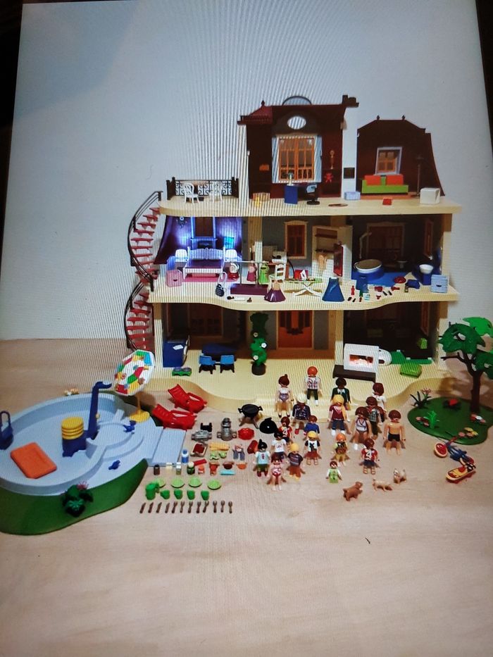Maison villa playmobil complète avec piscine