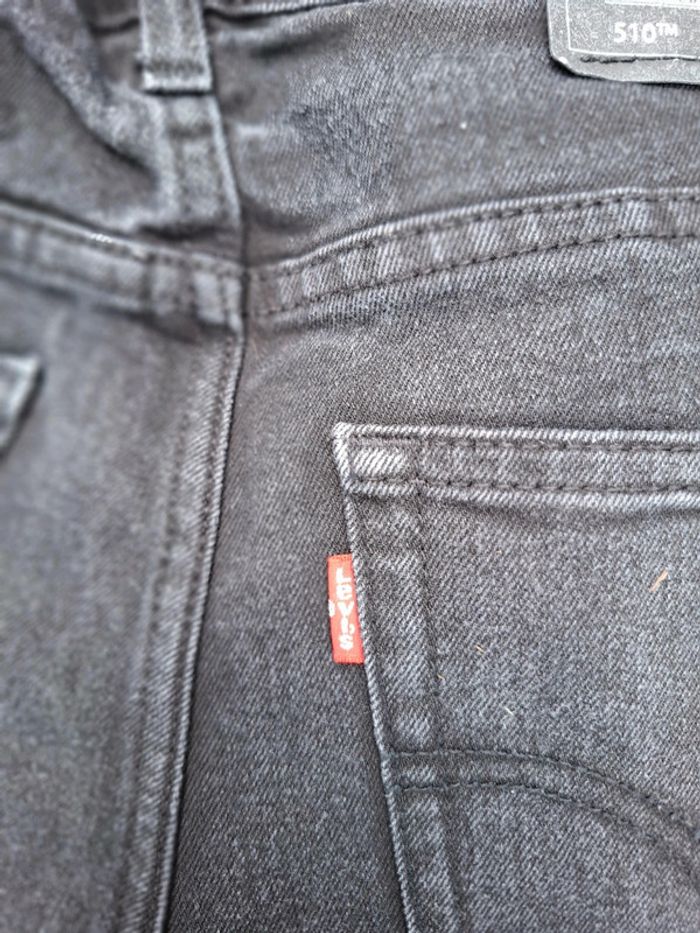 Jean's Levis noir délavé - photo numéro 4