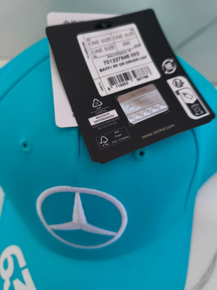 Casquette officielle Mercedes George Russell - photo numéro 5