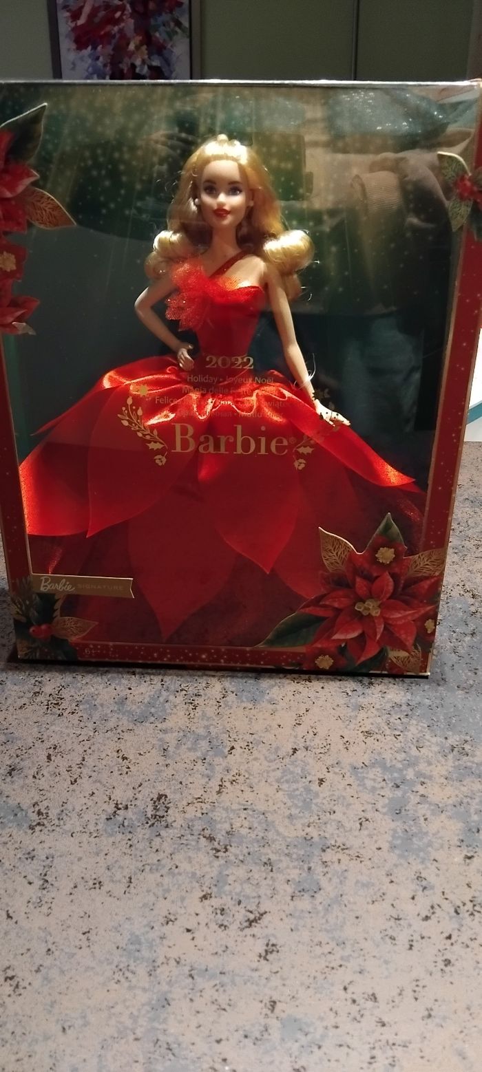 Barbie signature neuve joyeux Noël 2022