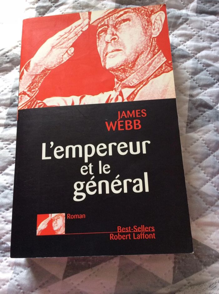 #l’empereur et le général James Webb - photo numéro 2