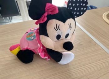 Minnie qui marche