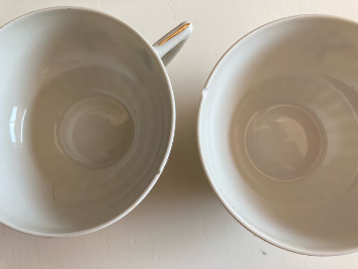 Lot 11 tasses en porcelaine - photo numéro 4