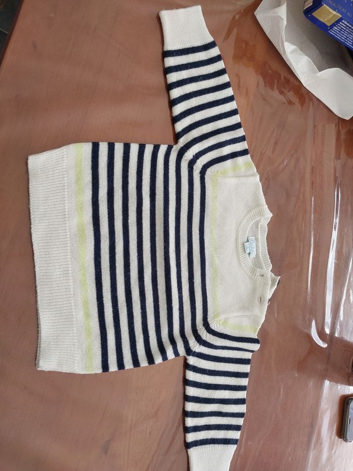 Pull bébé 6 mois