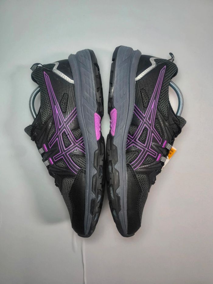 Baskets trail Asics gel venture 8 noir violette pointure 40 neuves sans boîte très bon état - photo numéro 3