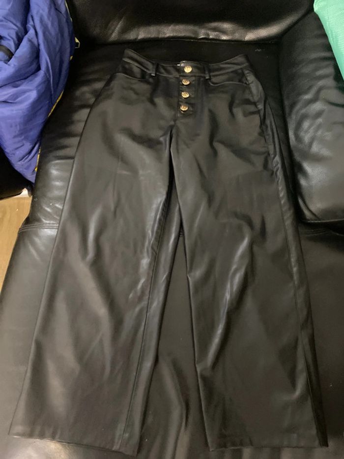 Pantalon habillé . similicuir. Zara, femme, taille S. - photo numéro 11