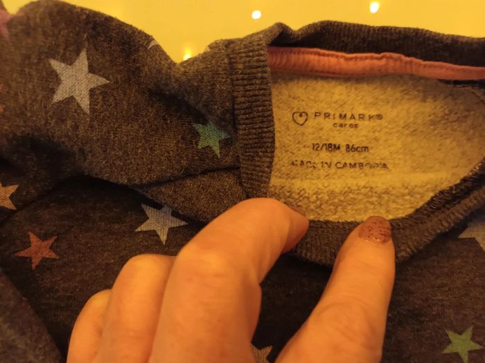 Jolie pull étoiles 🌟 - photo numéro 2