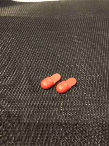 Playmobil paire de sabots rouges/oranges foncés 3007 5310 vintage 1900 pièces détachées