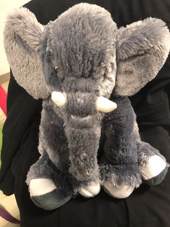 Grande peluche éléphant