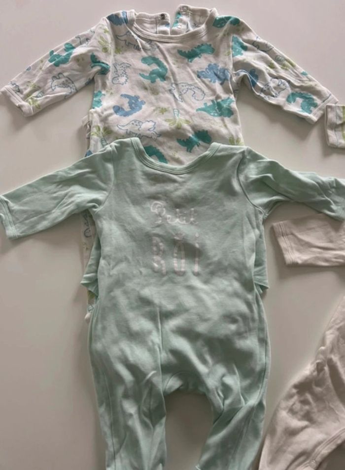 Lot 8 pyjamas léger été 6 mois - photo numéro 3