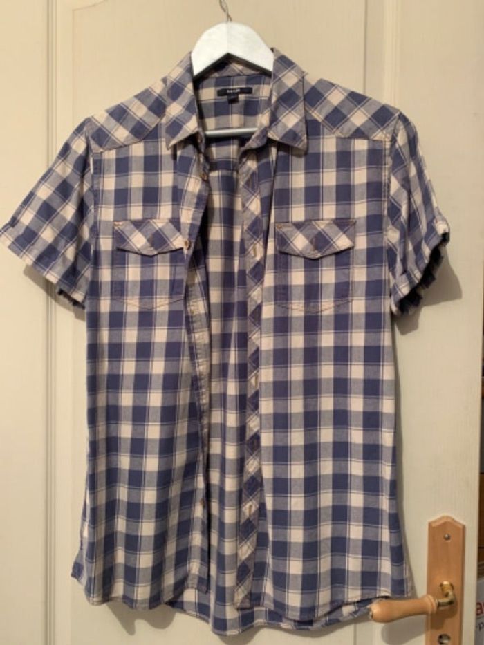 Chemise à carreaux