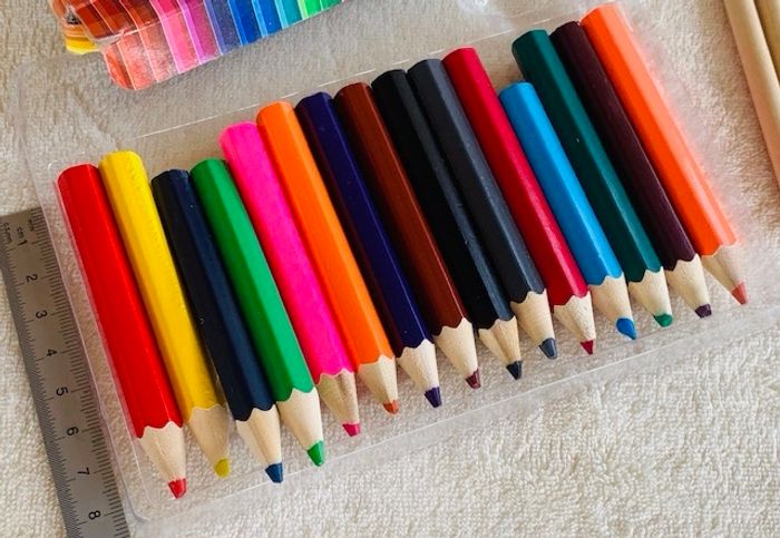 Lot 15 crayons de couleur jumbo + 6 mini crayons - photo numéro 2