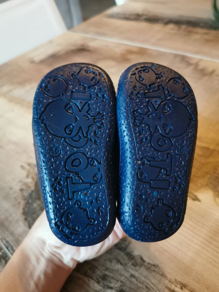 🌺Chaussons pointure 19 bleu bébé Toti - photo numéro 3