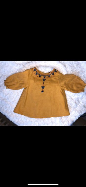 Haut jaune moutarde 3 mois